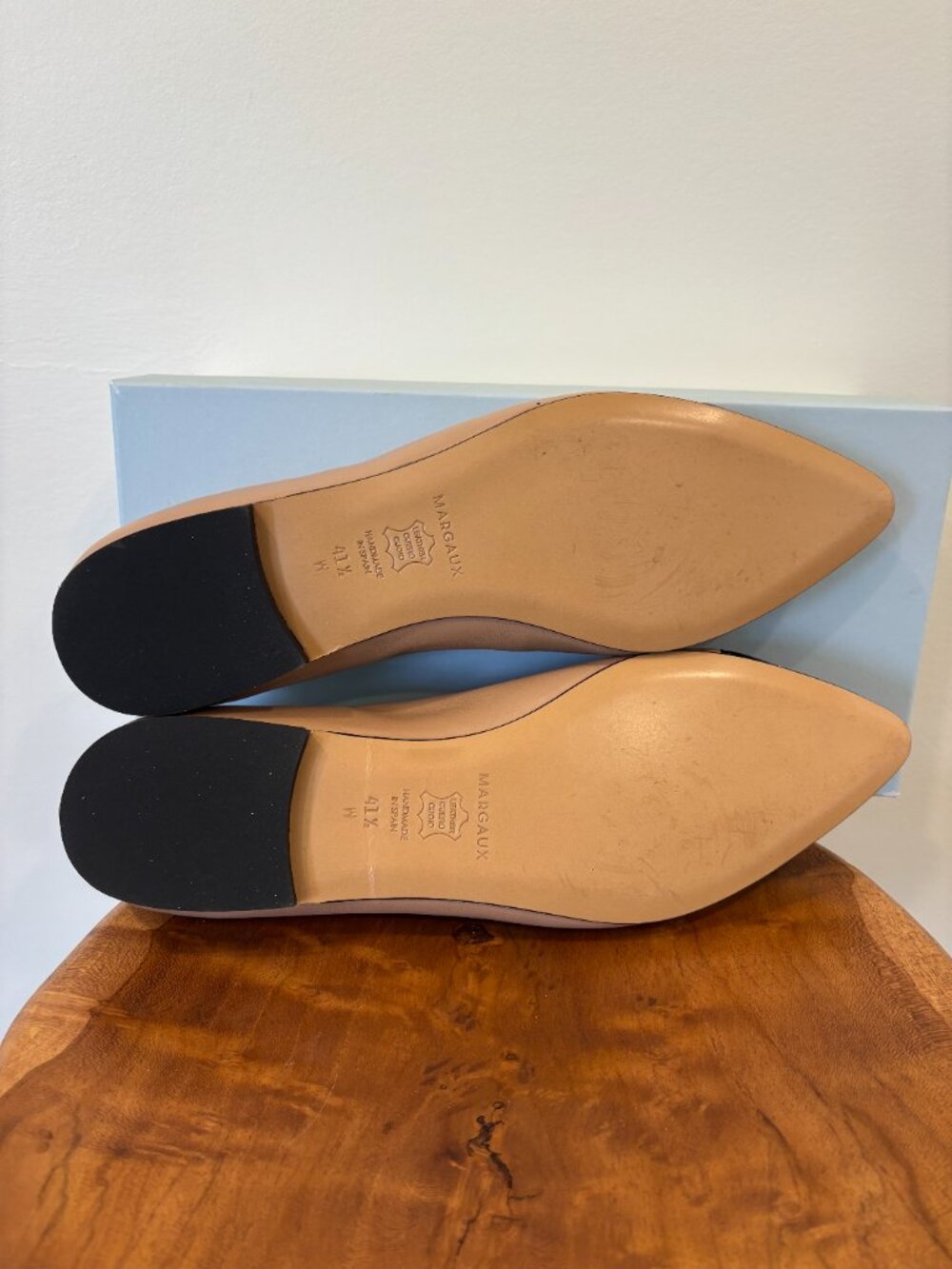 Margaux Captoe Pointe Dune and Black Nappa Leather Flats - 41.5 9.5/10 Wide - Picture 3 of 8
